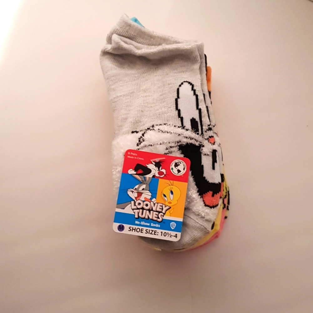 Looney Tunes 6 Pair Socks.